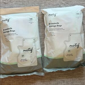 Motif Breastmilk Storage Bags